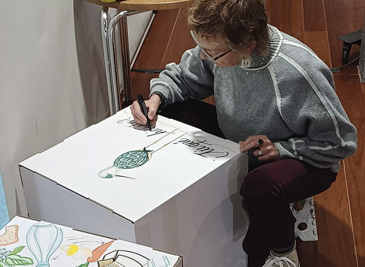 La artista Ana Navarro plasmó en sus dibujos algunas de las ideas vertidas durante el Encuentro